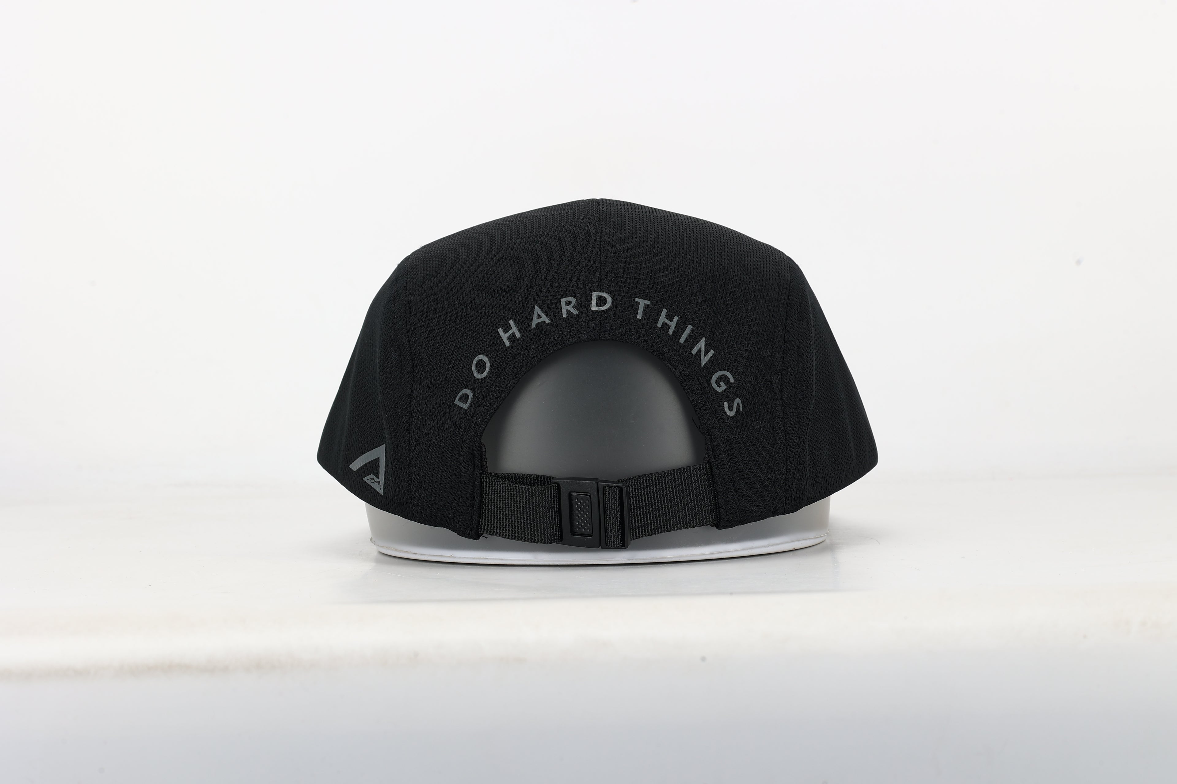 DO HARD THINGS Performance Cap