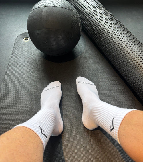 DO HARD THINGS Everyday Socks