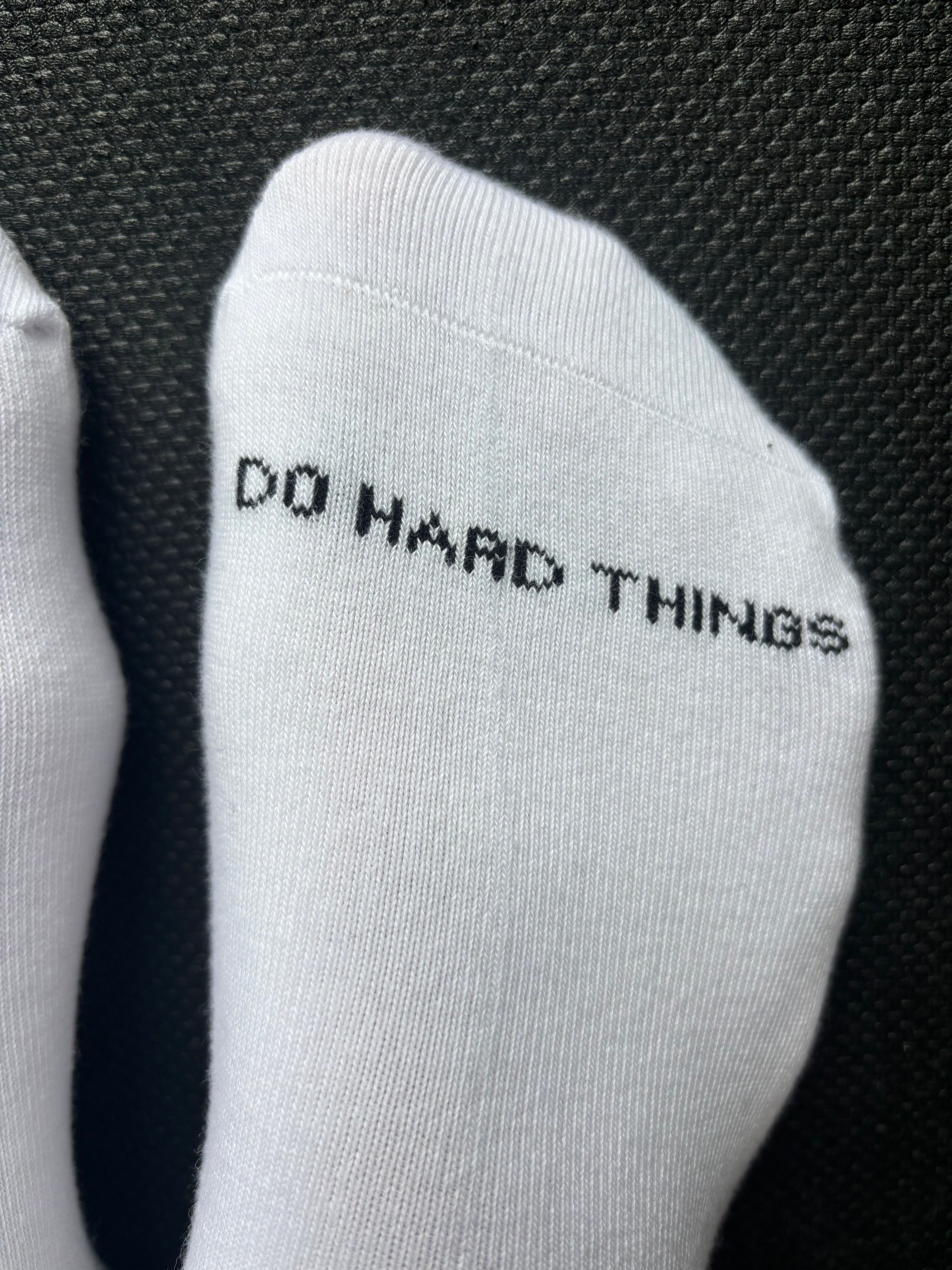 DO HARD THINGS Everyday Socks
